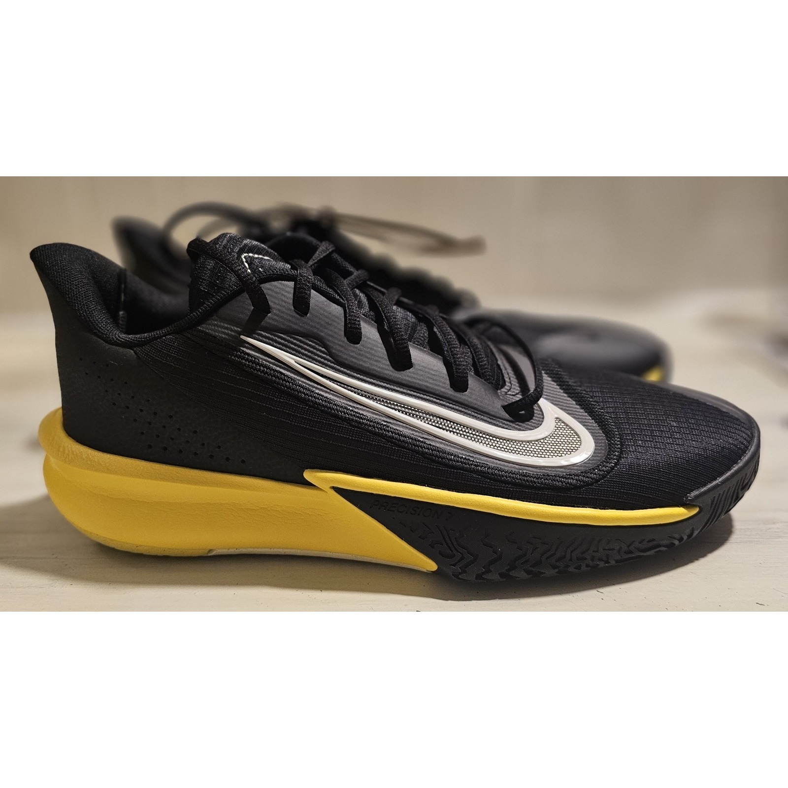 Nike Precision 7 Black/Lightning/Coconut Milk Hj9153-001 Basketball Men Us 10.5